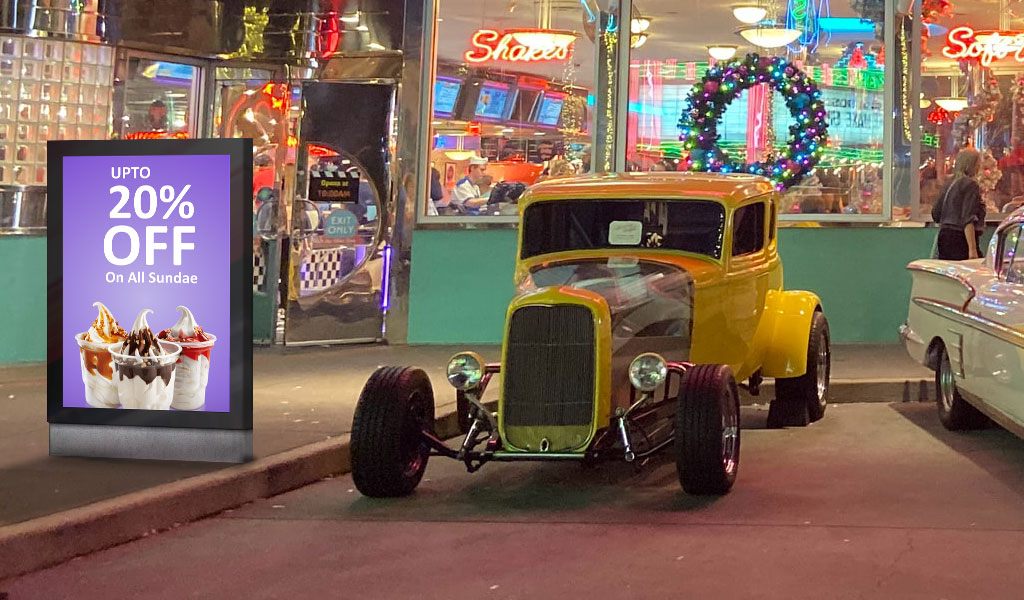 show your special food on menu boards