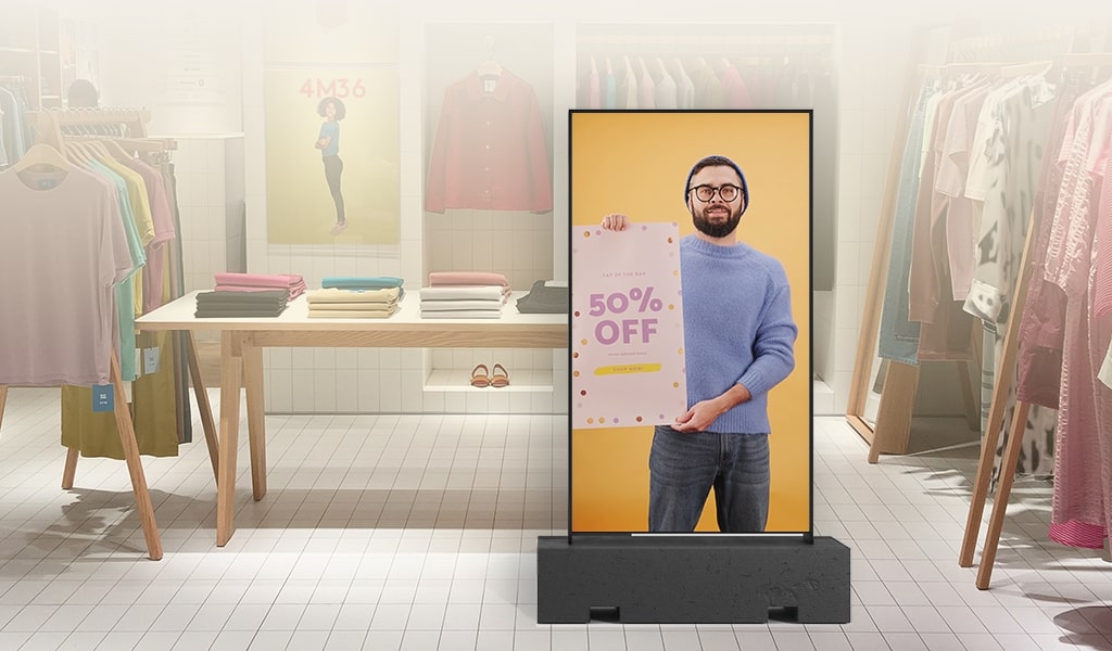 retail digital signage software solution